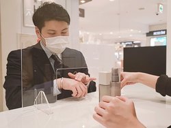 この春、美容男子デビューしませんか？小田急百貨店新宿店化粧品売場にて、「男性にもおススメ！コスメMAP」を配布します！