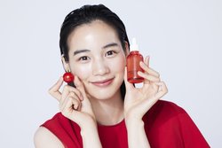 〜3月10日はミニトマトの日〜 日本初※1の高機能トマトから生まれた新ブランド“Lycopure” （リコピュア）美容液のブランドモデルにのんさんが就任！