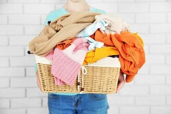 洗濯物を畳まない私は主婦失格？我が家の“家事システム”を知ったママ友から批判的な反応が…
