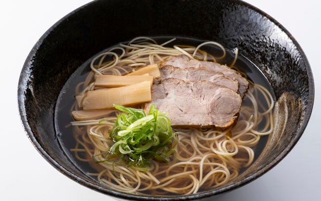 焼きあごを使用した絶品スープ！大丸東京店バイヤーおすすめの博多の老舗醤油屋が作る、のど越し抜群の即席ラーメン