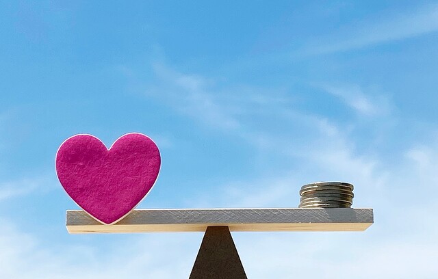 「愛がゼロ」か「お金がゼロ」か…結婚生活、つらいのはどっち？ 30代夫婦の実話