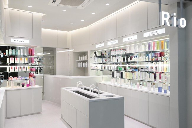 一般的なサロンの5倍以上の美容ブランドを取り揃えた、”体験型美容室”Rio（リオ）が6月4日名古屋大須商店街にオープン！