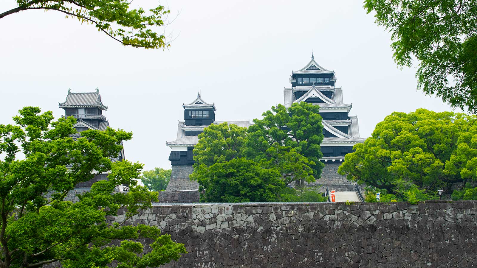 熊本城周辺の名所やグルメを満喫！市電1日乗車券でめぐる観光モデルコース