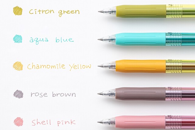 ゼブラ人気ボールペン「サラサクリップ」に限定色、“カモミールやシェル”着想のくすみカラー