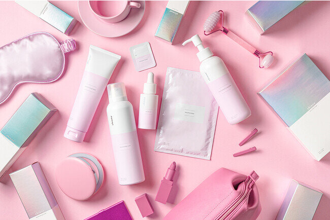 ブランド初！美容皮膚科医監修のドクターズコスメブランド『chione』が初のポップアップストアを渋谷スクランブルスクエアにて開催。新商品先行販売や福袋も！