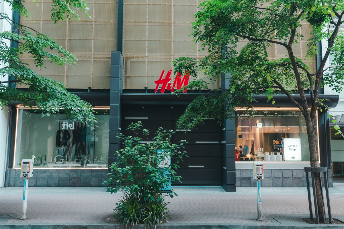 「H&M 銀座並木通り店」併設の"コーヒーショップ"に行ってみた – 提供メニューや価格をレポート!
