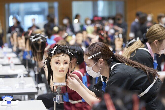 2023年10月20日(金)に美容専門学校全国最大級の校内コンテスト「第21回 B×artコンテスト in 横浜」を開催します！
