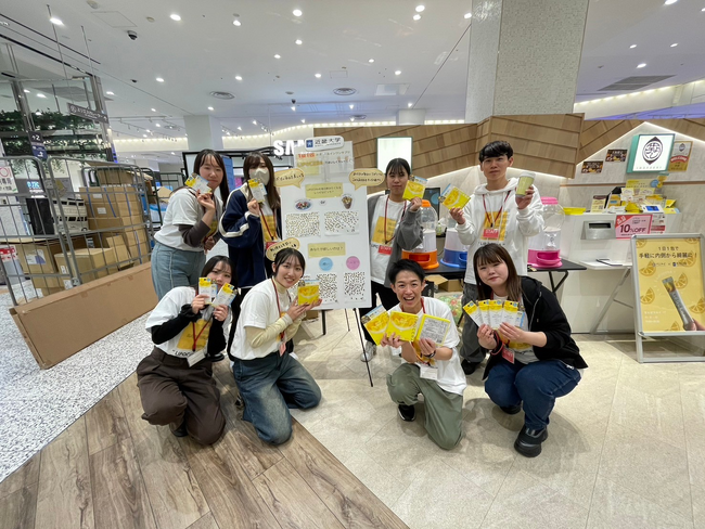 近畿大学経営学部布施ゼミとの産学連携で開催した美容サプリ「LIPOCERA」POPUPイベントに2日間で768人が来場