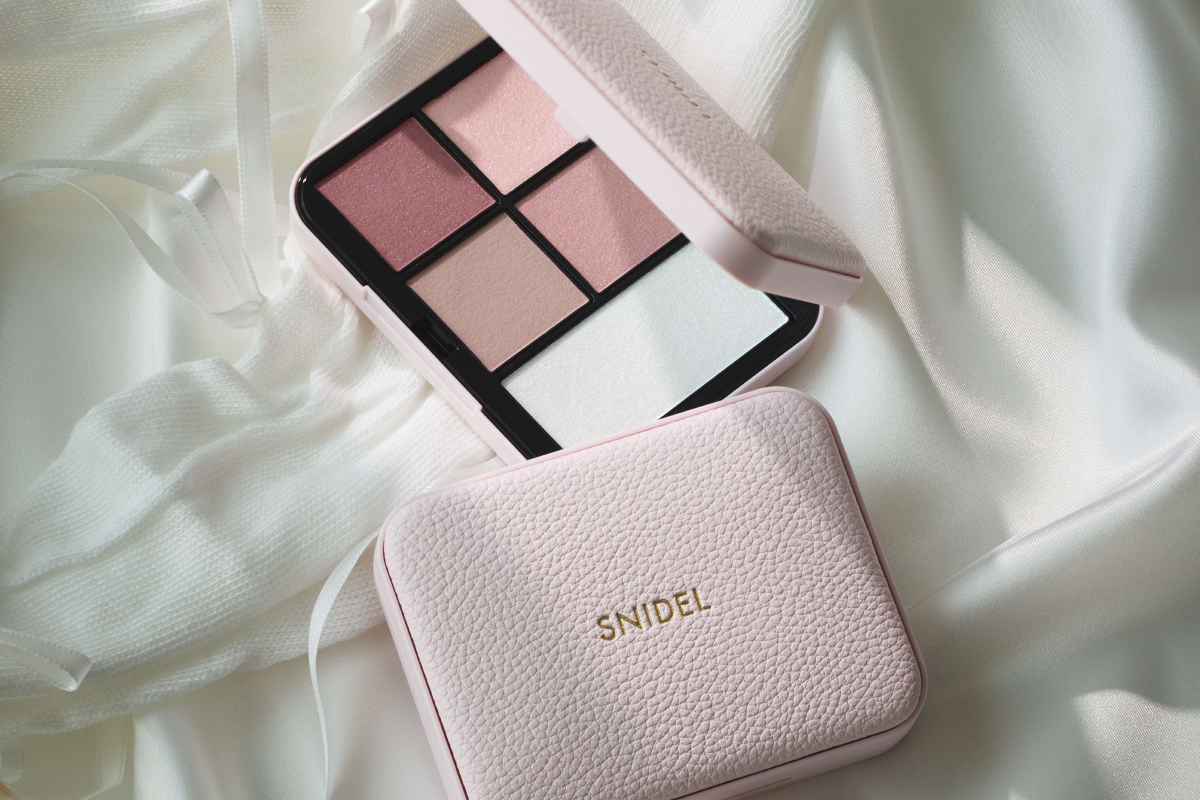 SNIDEL BEAUTY、モーヴピンクの5色パレットをZOZOTOWNで先行販売