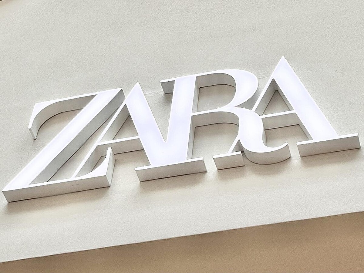 「着る服ない問題」→【ZARA】で解決！ 1人1枚は欲しい♡「上品シャツ」