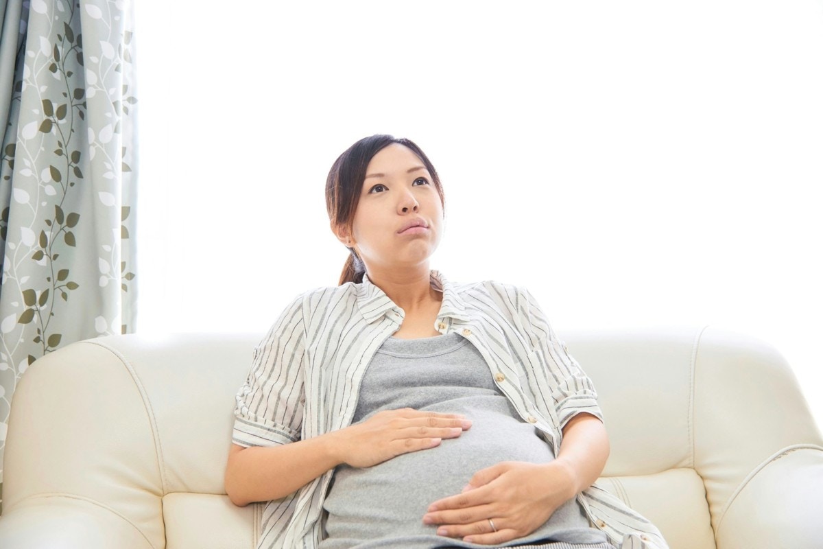 妊娠中のぼやき「うまいものはだいたい…」共感集まり3千いいね「ほんとそれ」「めっちゃ笑った」【ママリ】