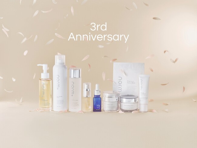 【norm+】3rd Anniversary 育児と仕事の両立に挑戦する愛沢えみりプロデュースのスキンケアブランドが3周年