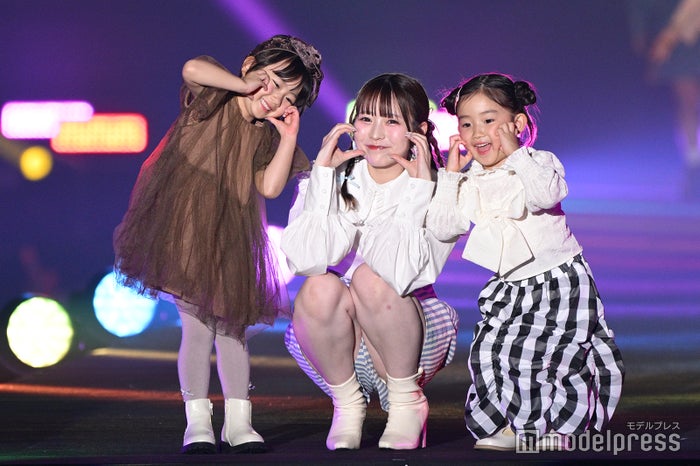 CUTIE STREET梅田みゆ、地元・熊本凱旋ランウェイ 水色ストライプボトム爽やかに着こなし【TGC熊本2025】