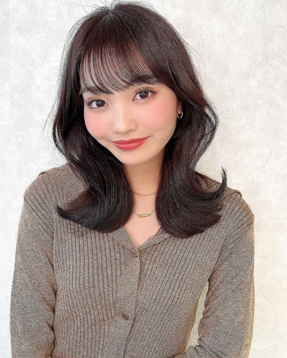 【30・40代】におすすめな髪型って？ キレイ見え狙える「くびれ巻き」いいかも♡