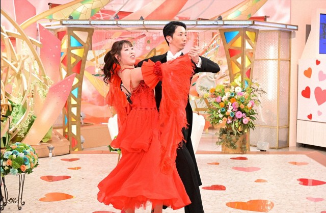 『新婚さん』“名字”が結婚の壁に…両家で価値観にズレ→亡くなった祖母が枕元でブチギレ→懇親の社交ダンス