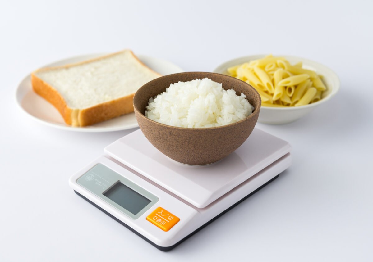 「糖質制限」ダイエットはかえって太る！？ 軽い気持ちで取り組んではいけないワケ 管理栄養士が解説