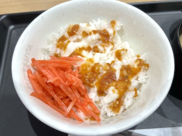 松屋公式X紹介の「松屋版ソーライス」食べてみた 200円とは思えない満足感！