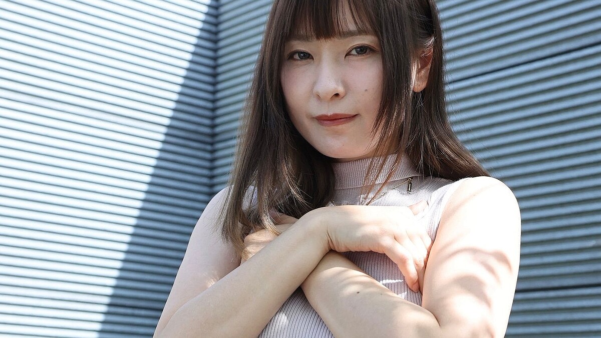 わき毛女子の恋愛事情「わきのにおいチェックをしたがる男性もいた」…YouTuber・しーちゃん40歳「普通にボディーソープで洗っています」