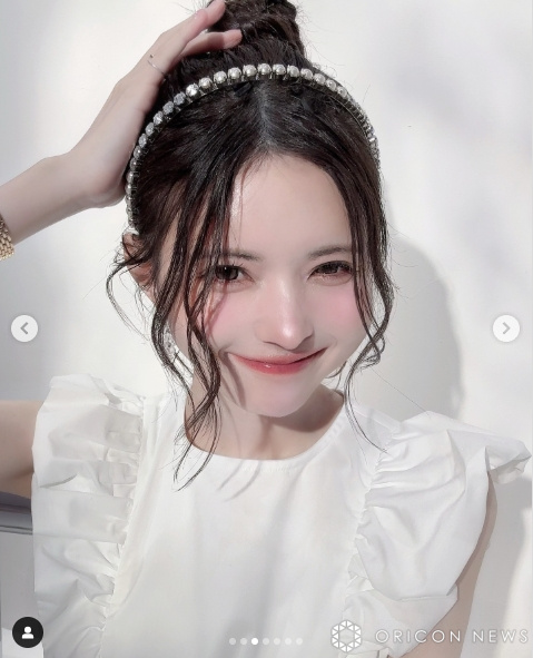 39歳・益若つばさ、色白美脚スラリ 「透明感ハンパない」「別次元の美しさ」「天使すぎますっ」と反響集まる