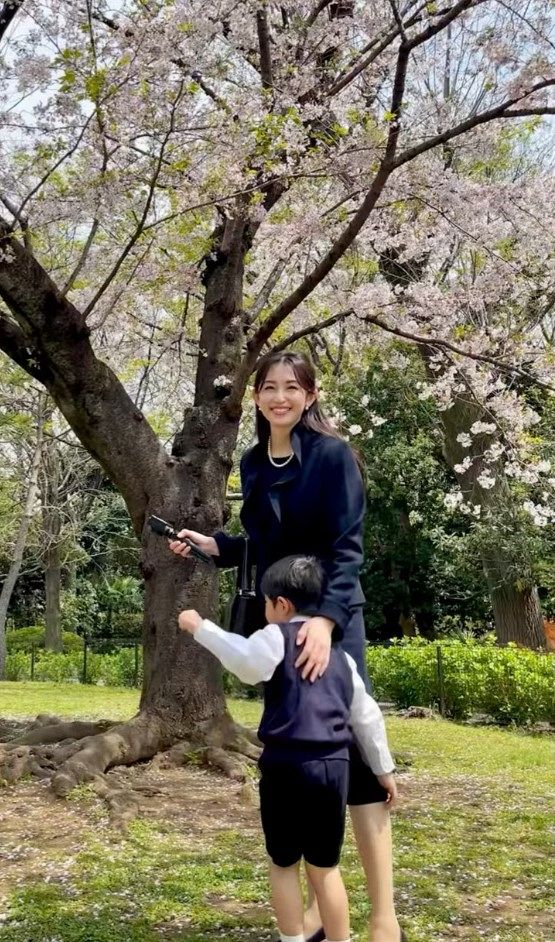 夫はフジアナ…39歳・元JJ看板モデルが?親子?入園ショット公開「圧巻の美しさ」「慎ましいのに輝きまくってます♡」