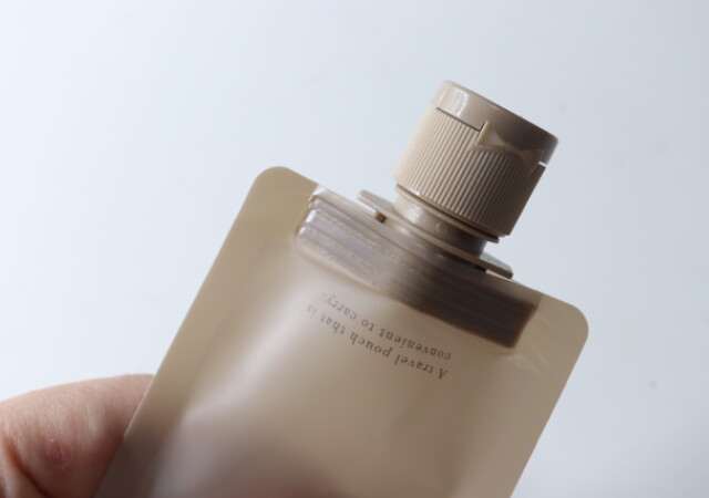 セリアでスルーしたらもったいない！吊るせるって新しい♡メリットいっぱい進化系トラベルグッズ