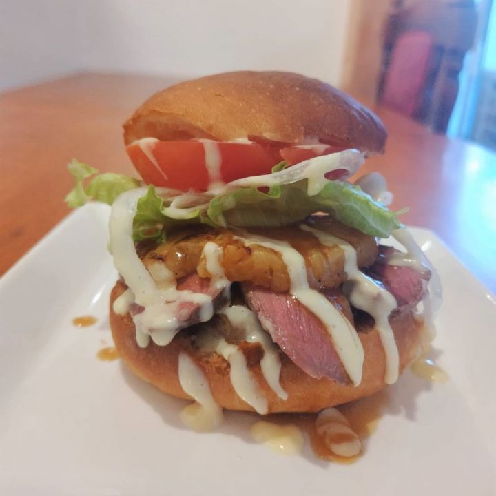 フレンチの面影残る洋食風バーガー…愛知県一宮市『The Rumour Burger』アイデアは父の店の“まかない”から