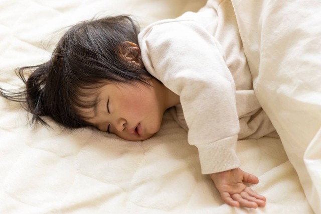 布団の衣替えいつにする?しまう前のお手入れ方法は?ダニ、カビの発生を防ぐ布団の干し方