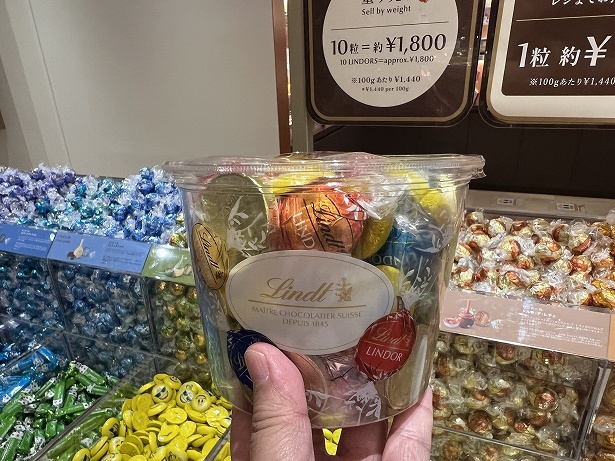 大好評企画再び!リンツの「PICK&MIX詰め放題」と話題の「ドバイスタイルチョコ」!