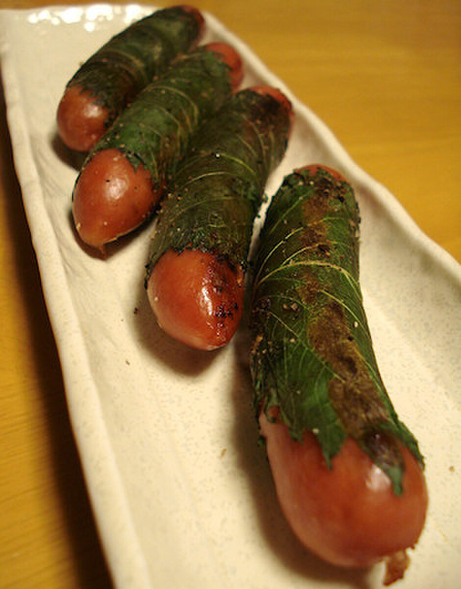 おうち飲みのおともに！簡単「大葉ウインナー」がクセになるウマさ