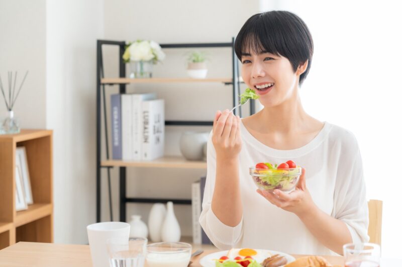 歯列矯正治療中は食事制限がある？控えた方がよい食べ物や注意点