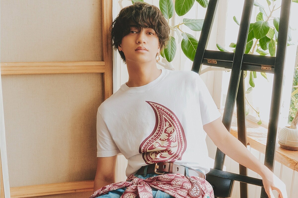 エトロ“?橋海人描き下ろし”ペイズリー柄コラボウェア、Tシャツやミニトートバッグなど全21型