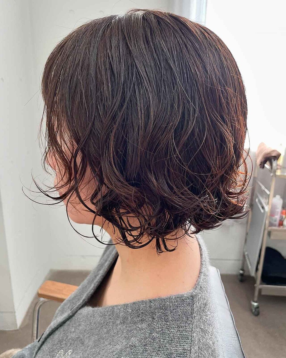 朝バタバタな【40代ママ】へ → 簡単セットOKな「パーマボブ」最強かもッ!?