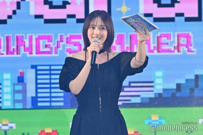 本田翼「ガルアワ」7年ぶり出演 宮世琉弥と再会で“君花ポーズ”も披露【GirlsAward 2025SS】