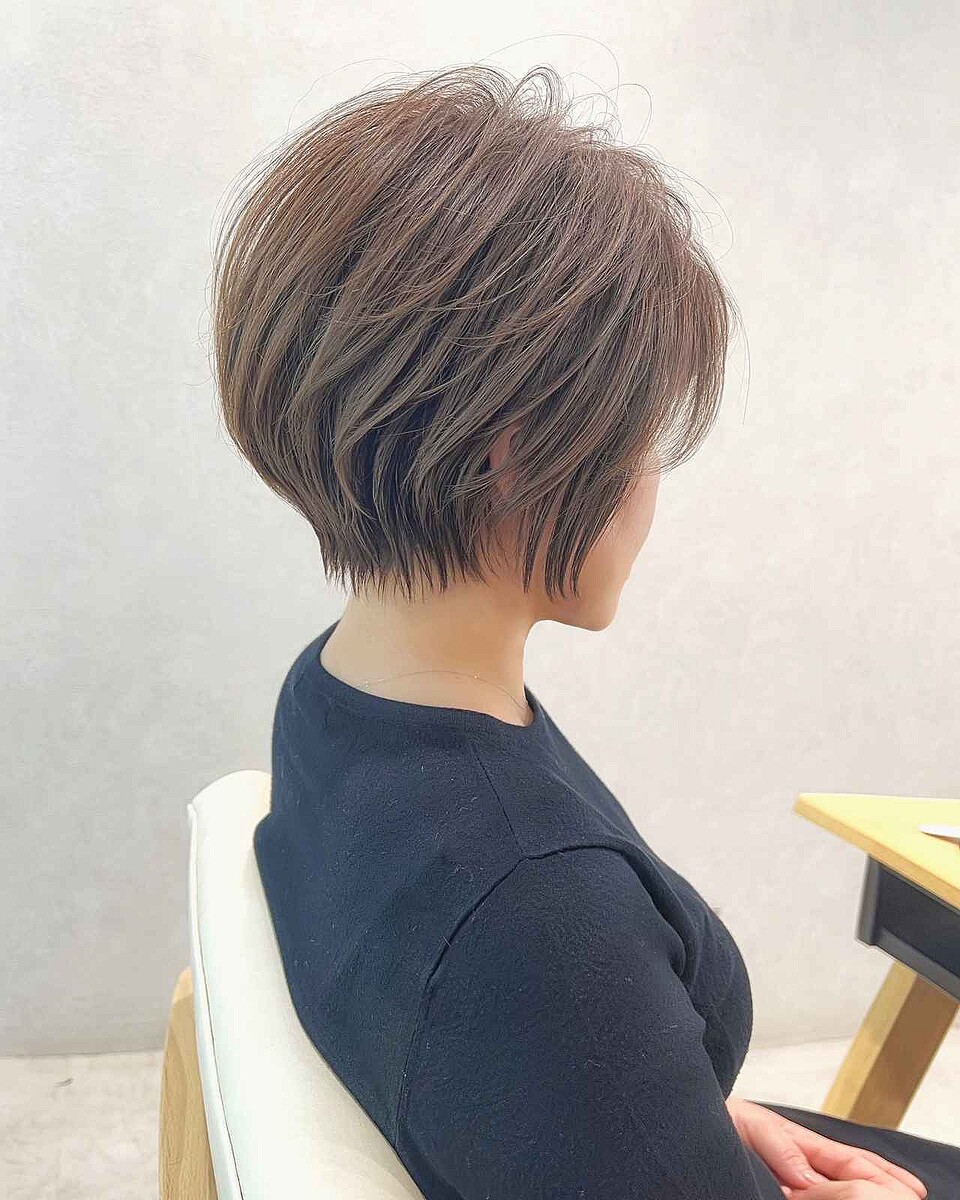 短すぎが苦手な【40・50代】へ → 美シルエットな「ショートボブ」ならイケるかも♡