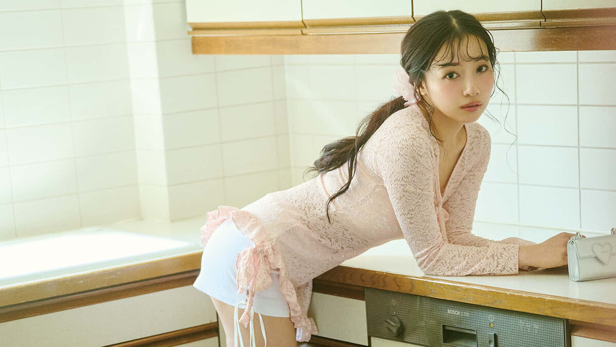 今季イチのブーム♡ “ミニ丈ボトム”でつくる大胆な「脚見せコーデ」って?