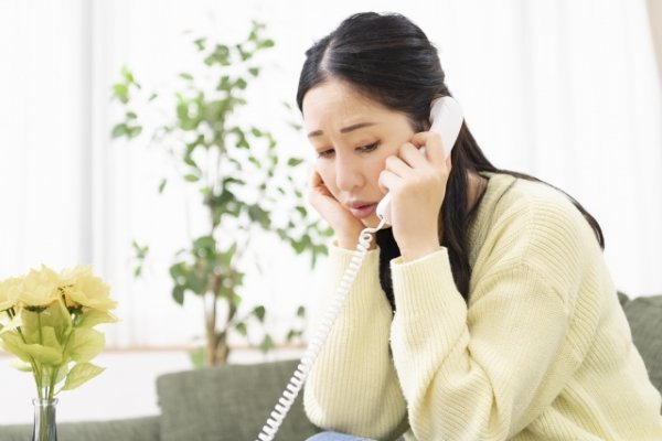 夫の不倫相手から「離婚してください」と電話 → 妻「いいですよ。だけど…」 “交換条件”提示で相手を撃退、夫は謝罪