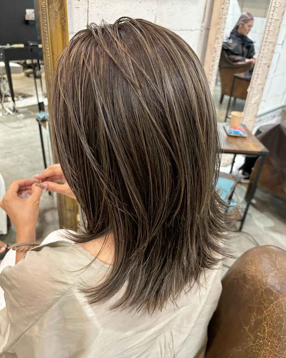 白髪はオシャレに“ぼかす”時代♡【40・50代】自然になじむ「大人ハイライトカラー」って?