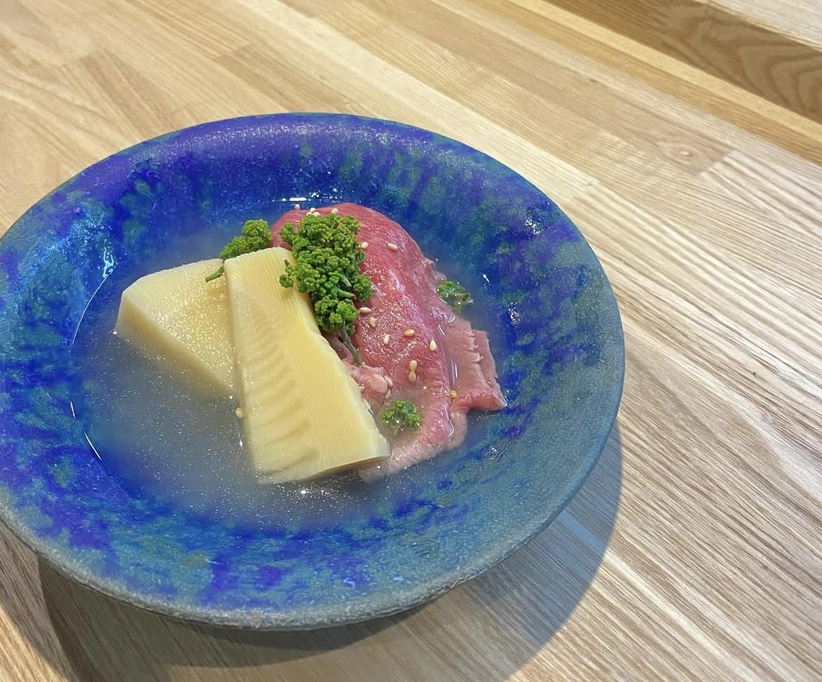 一品料理と、丁寧に炊かれたおでんを楽しめる。隠れ家のような大人のおでん割烹(京都・烏丸)