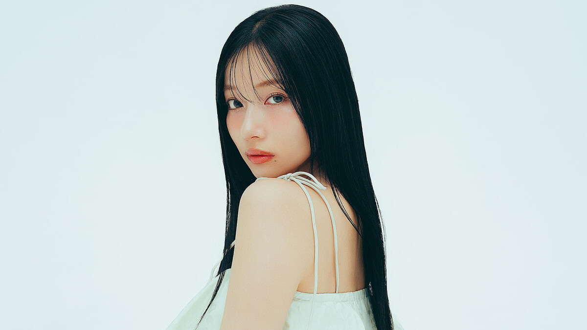 思わず触れてみたくなっちゃう…♡ 大人っぽな「さらツヤストレート」のつくり方