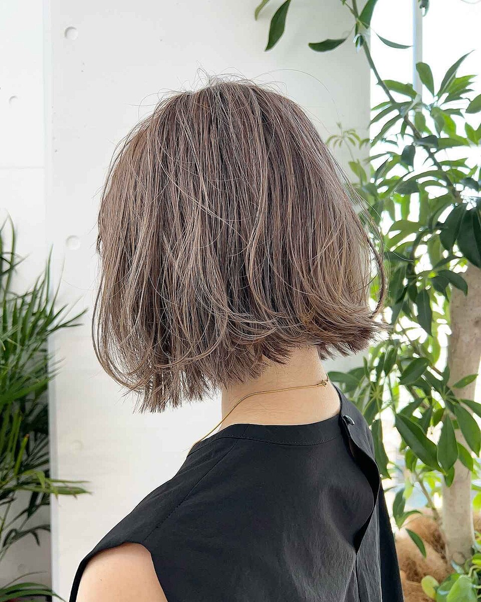 【40代】からのイメチェン → 即こなれる「ハイライトボブ」が超アリかも、、!?