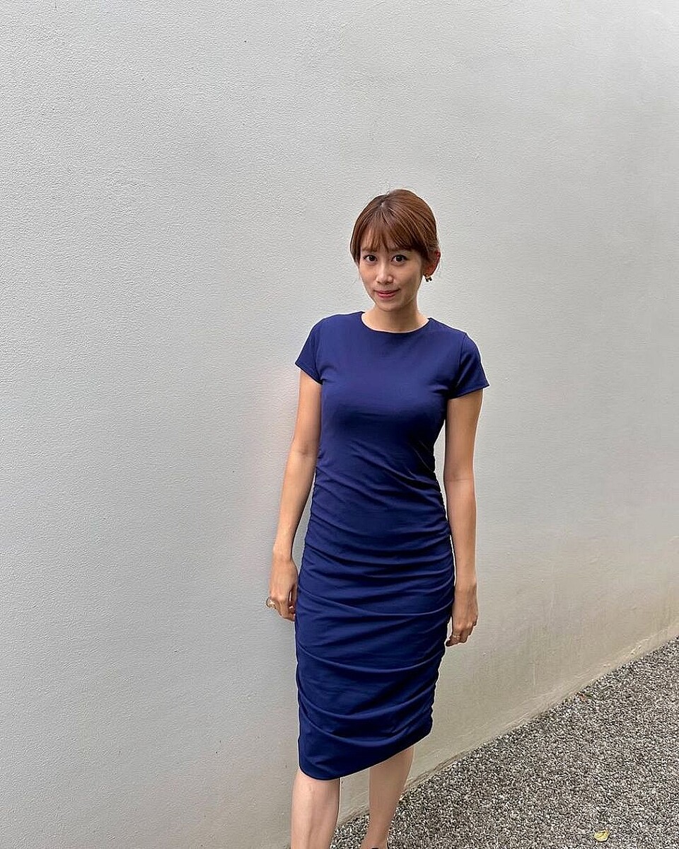 「またネットニュースになるわ」美ボディくっきり、ぴたぴたワンピの31歳フリーアナに脚光「おぉ〜スタイル最高」「色気あり過ぎ」と大反響