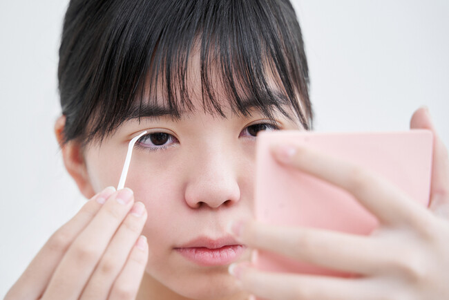■【夏休み直前!「子の化粧と親の心情」を調査】小学生の子ども6割「メイクする」(57.8%) 親の懸念「肌に不安を感じる」8割(81.8%) 〜 小学生女子の母親500名へ聞く(リゼクリニック調べ)