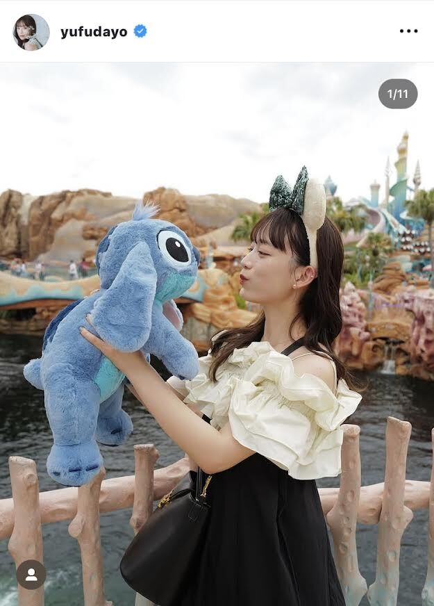 サッカー日本代表のモデル妻・由布菜月、ディズニーシー満喫姿がカワイイ!ぐっすり寝顔も公開