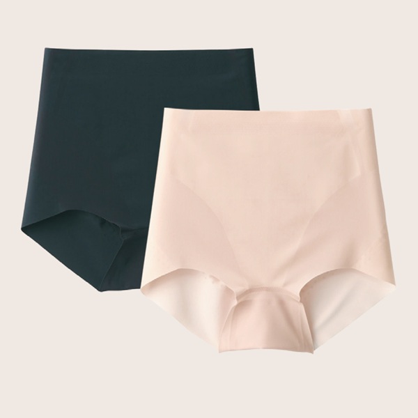 無印良品やUNIQLOからも登場! ヒップアップ&ムレない、この夏の一軍優秀インナー