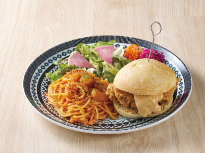 【Pastel】がお届けする新メニュー!可愛さも♪ボリュームも!一度に楽しめる『Panini Burger & Bread Bowlフェア』を期間限定で開催します!