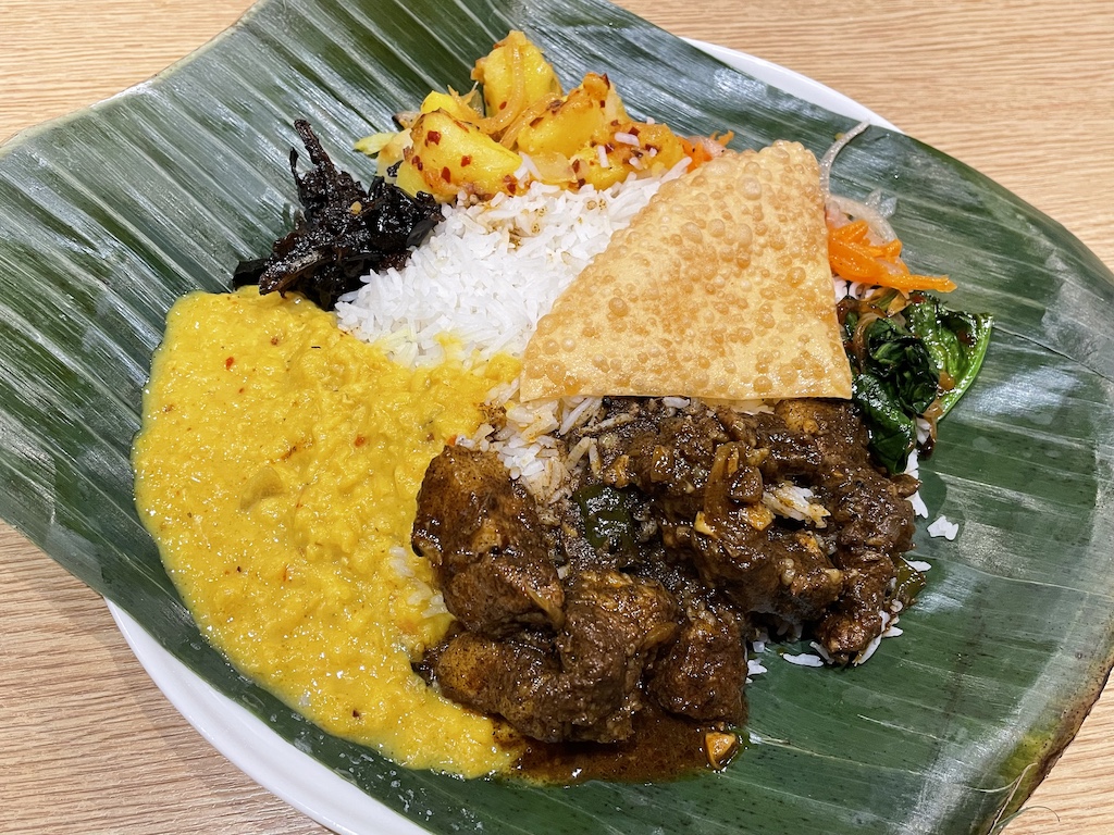 現地系レストランが集う池袋に、注目のスリランカ料理とカレーの店がオープン!