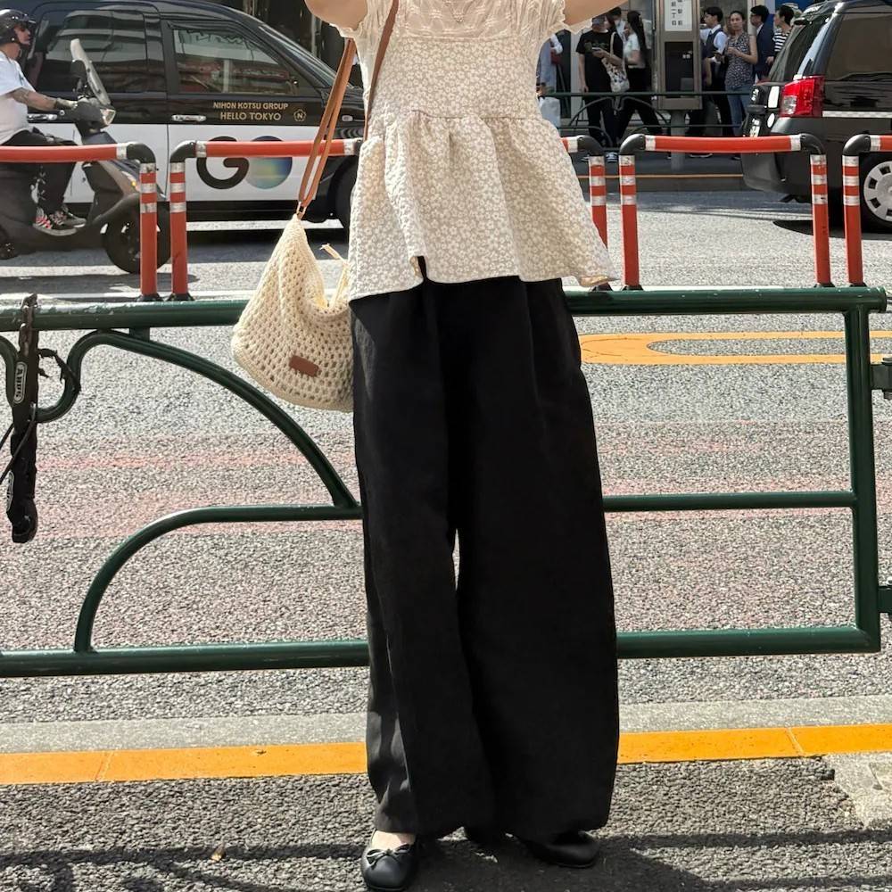 【ワイドパンツ】最高に大人可愛い……。絶対マネしたい梅雨コーデ5選