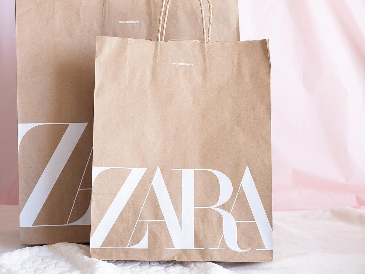 「いつも同じコーデ」な40・50代へ!【ZARA】1点投入するだけでOK♡「優秀トップス」