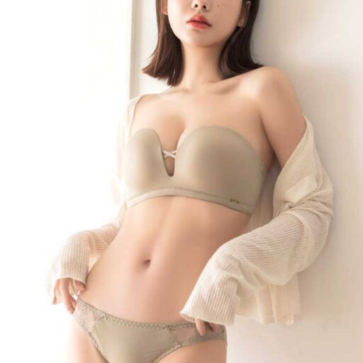 【ツーハッチ】肩ひもがなくてもバストメイク♡ストラップレスブラが登場