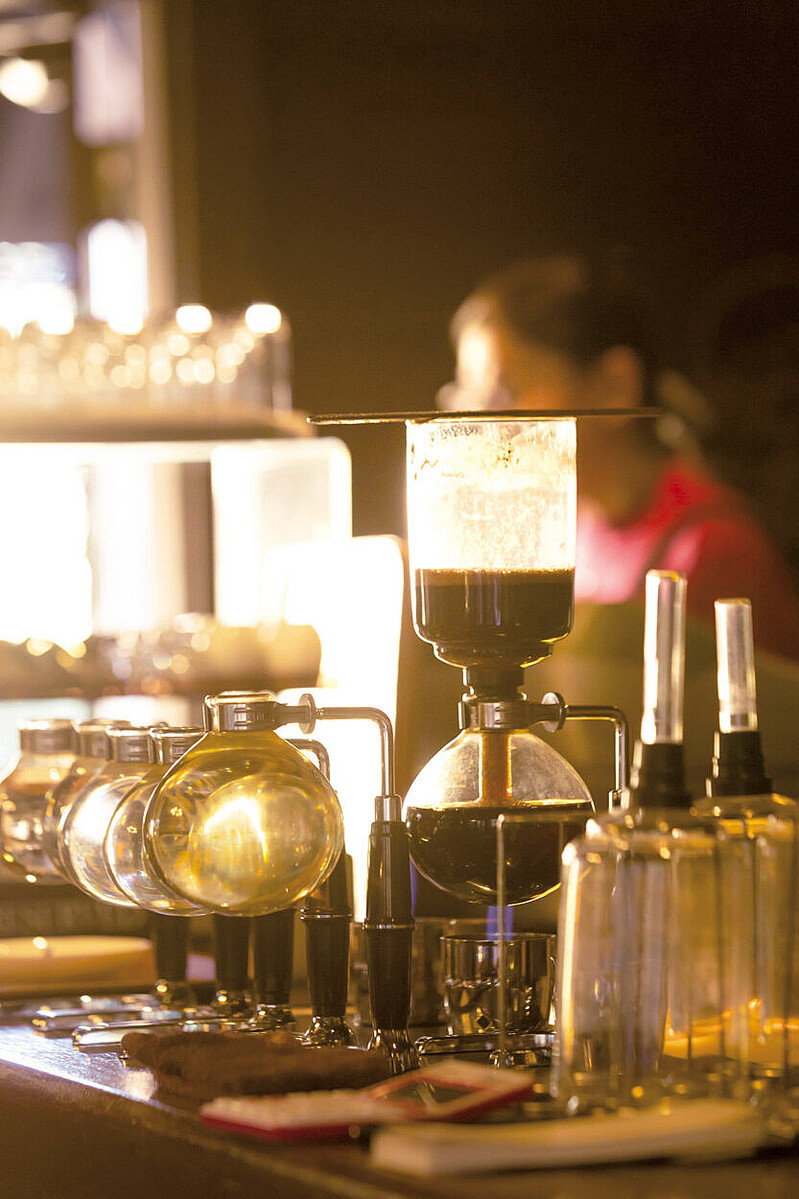 北鎌倉で見つけた和洋モダンな喫茶店 本を読みながら啜るコーヒーが最高だ